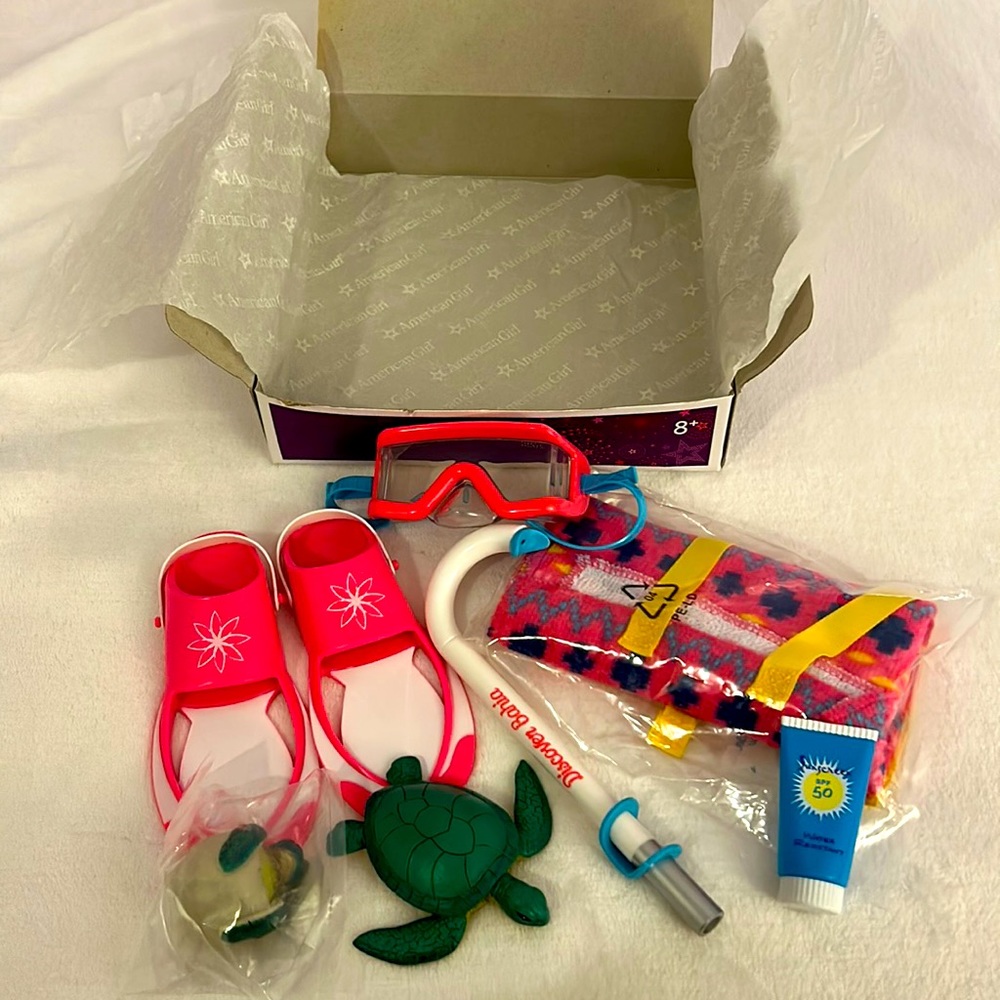 American Girl Doll Lea Clark Beach Accessories!